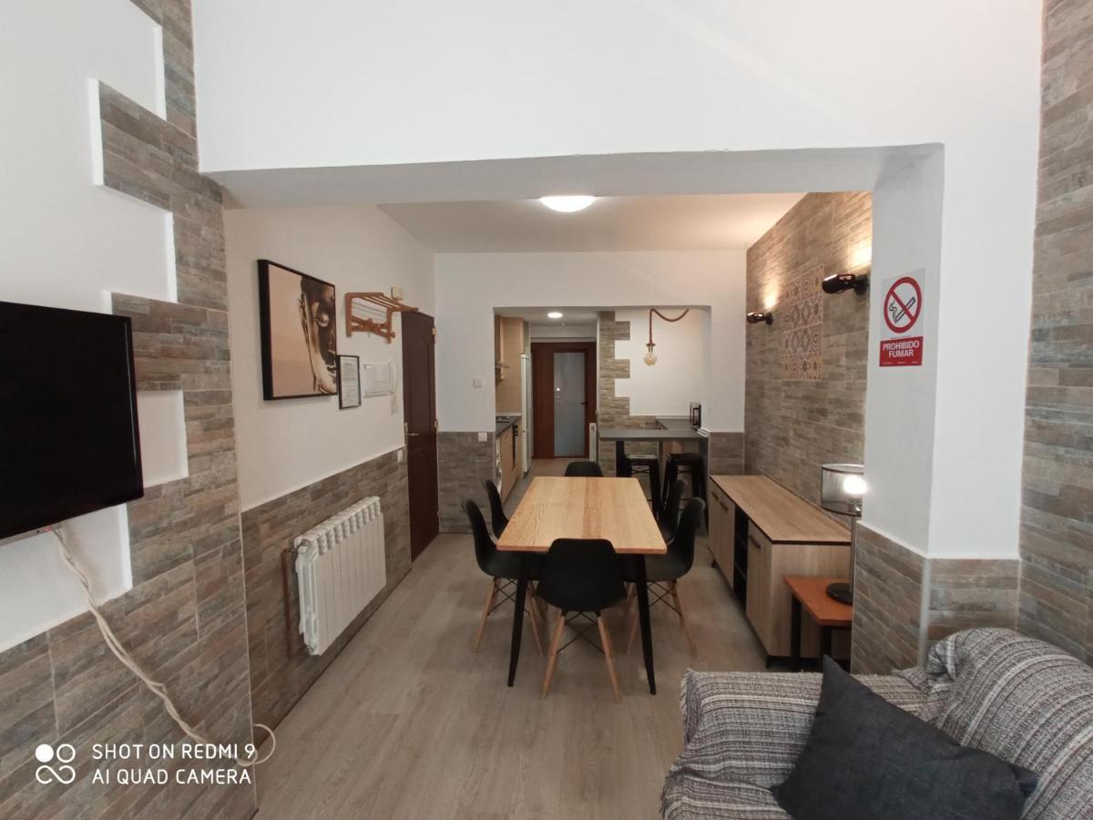 Apartamentos La Casona De Ezcaray Con Terrazas Y Patios Individuales Εξωτερικό φωτογραφία